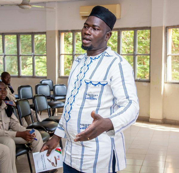 Quels sont les atouts acquis en choisissant la signalétique aérienne pour assurer sa visibilité?